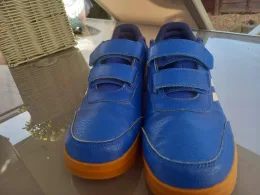 Kids Adidas Trainers Size UK 5.5
