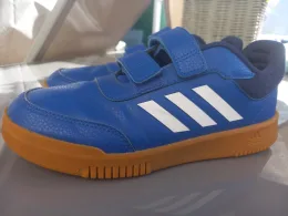 Kids Adidas Trainers Size UK 5.5